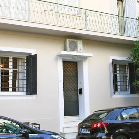 Cozy Stylish Apt., 800m To Metro, 2min To Highway Apartment Athens