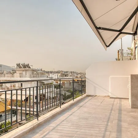 Apartment Cozy Deck Roof At The Foothills Of Acropolis *