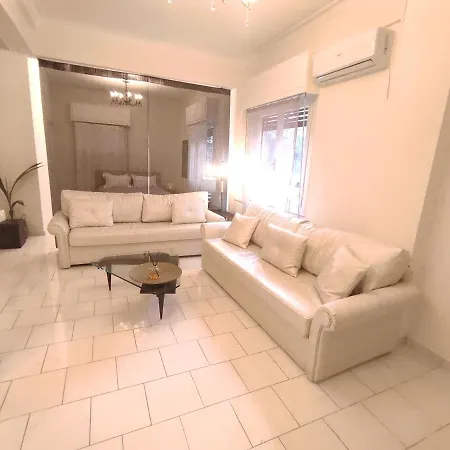 Apartment Lavish