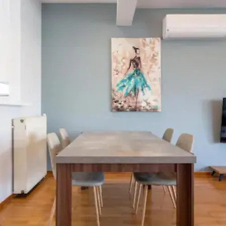 βright Walled Designed In Glyfada Center Athens