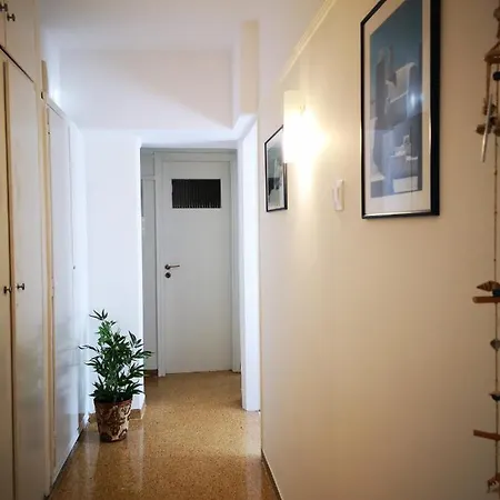 Sea&sun Glyfada Apartment *