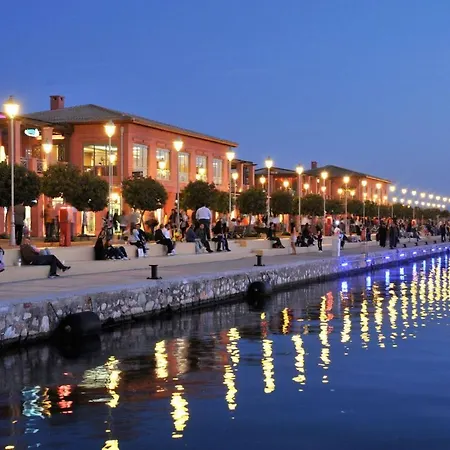 Seaside In Flisvos Marina *