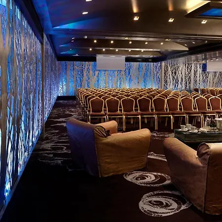Radisson Blu Park Hotel