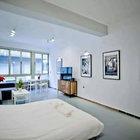 Apartment The Old Tailor Factory White *
