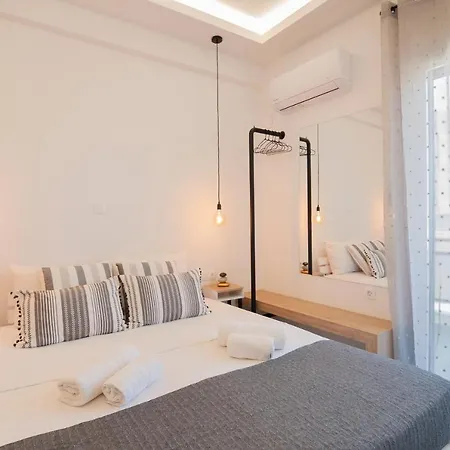 Apartment Cozy Modern Studiο _ Near The Center Of *