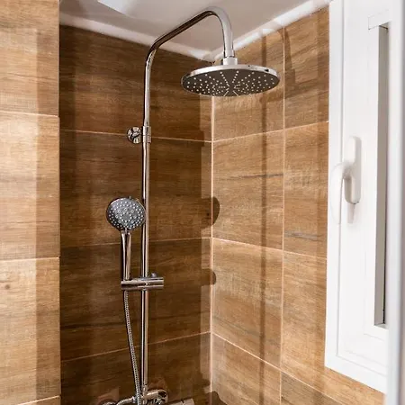 Apartment Cozy Modern Studiο _ Near The Center Of *