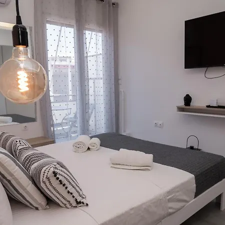 Cozy Modern Studiο _ Near The Center Of Apartment