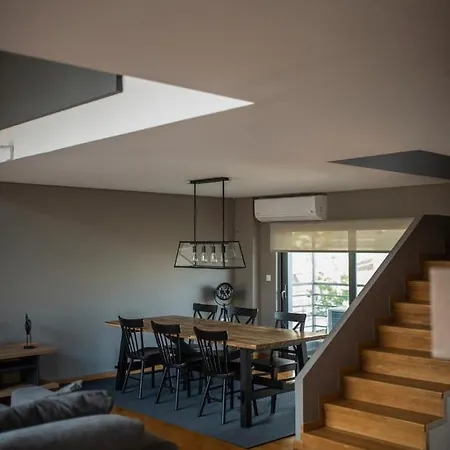 Minimal Brand New Loft Next To Subway Apartment