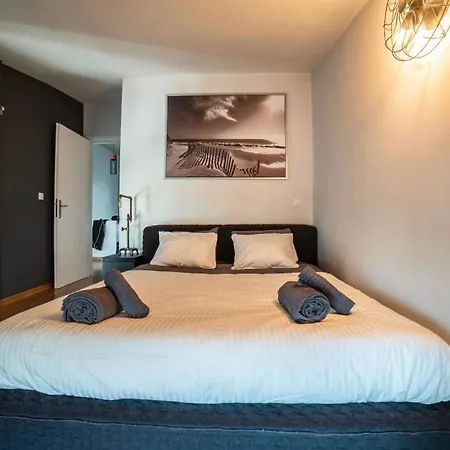 Minimal Brand New Loft Next To Subway * Athens