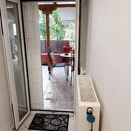 Apartment Large Terrace Near Centre *