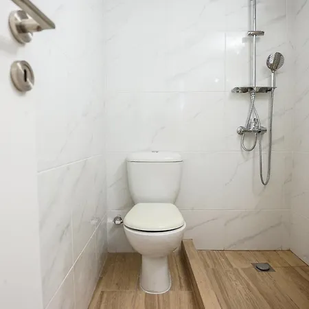 Petralona 1 Bedroom 4 Pers