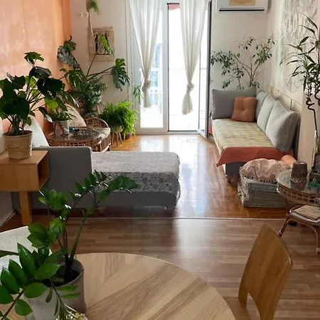 By Locals Tribe Apartment *