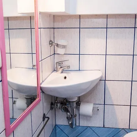 Cozy Studio In Keramikos! Atenas