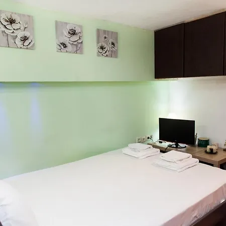 Cozy Studio In Keramikos! Apartamento Atenas