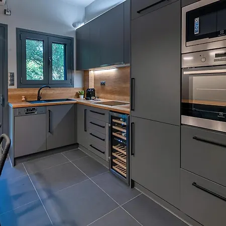 Ockto Luxurious Business Travel Apartment