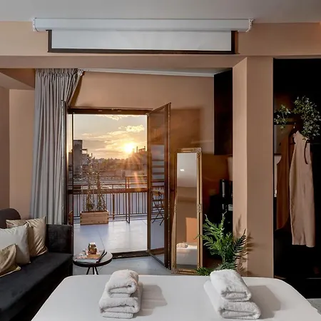 Clyde By Nin&bau Hotel *