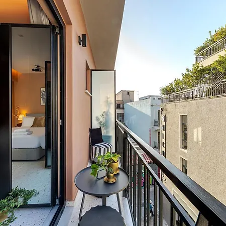 Clyde By Nin&bau Hotel