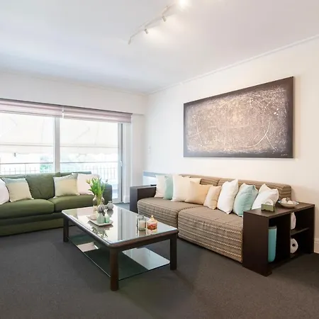 Sun & Sea Suite, Kavouri Ateny