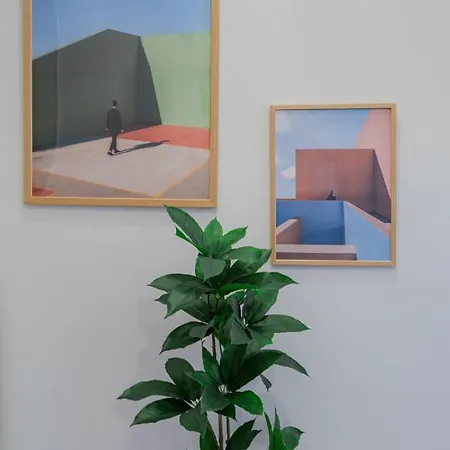 Apartment Sunny & Modern For 3 Persons