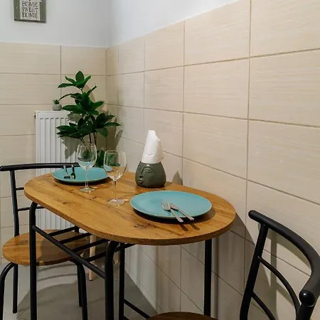 Apartment Sunny & Modern For 3 Persons *