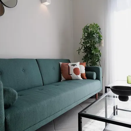 Sunny & Modern For 3 Persons Athens