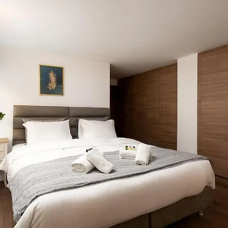 Apartment Modern Two Level In The Heart Of Athens