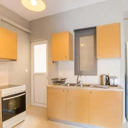 A Modern And Spacious Flat In Gazi Athens
