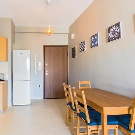 A Modern And Spacious Flat In Gazi * Athens