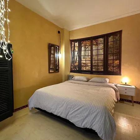 Apartment Center Little Happy Romantic House *