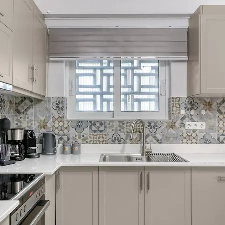 Elaia Luxury Selections Sapphire * Athens