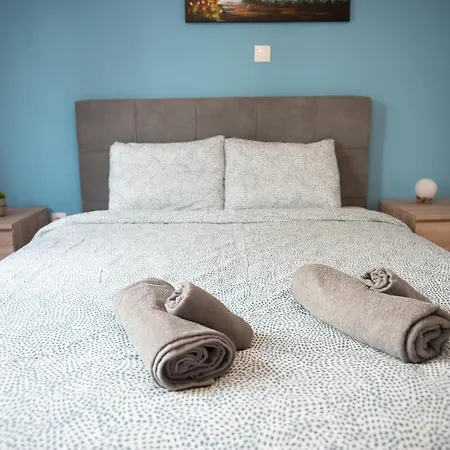 Newly Renovated Flat 500m From Subway Station Apartment *