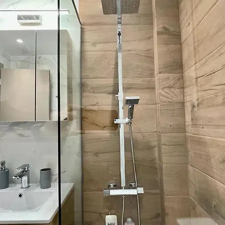 Lk -a- Metro Larissis 6' Walk - Apartment Athens