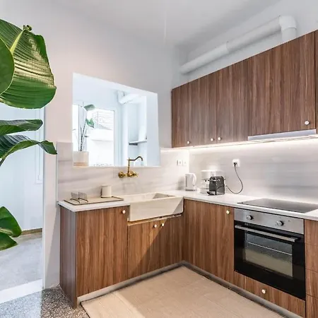 Botanical * אתונה