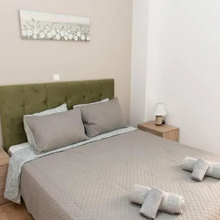 Renovated Spacious Flat 7min To Subway Station- Apartmán *