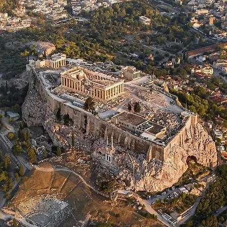 Adrianou At Heart Of Plaka Αθήνα