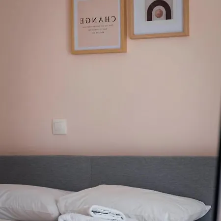 Elegant 2 Ba Close To Metro Station Appartement *
