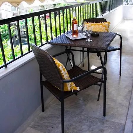 'sophia's' Athenian Apartment