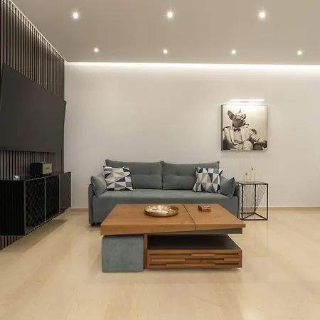 Apartment Elegant Oasis 2 Bedroom Near The Marina & The Athens