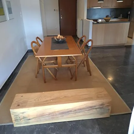 Glyfada Cozy Seaside Apartment *