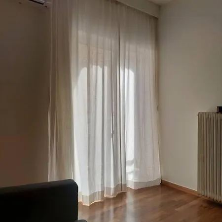 Cozy, Sunbathed, 30m2 Atene
