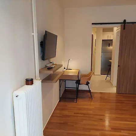 Cozy, Sunbathed, 30m2 Atene
