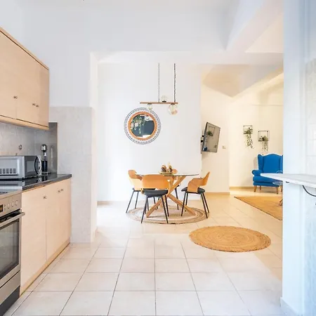 Majestic 2 Glyfada Appartamento Atene