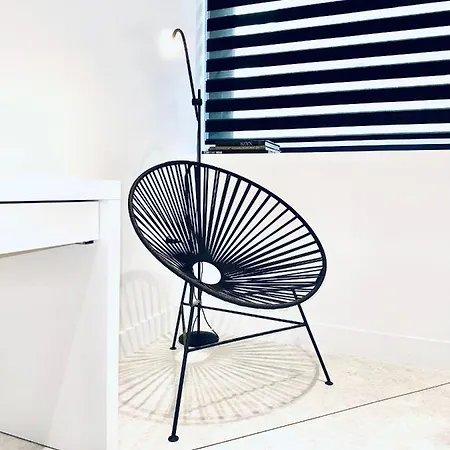 Stylish Superior Bedroom In Kolonaki Apartment Athens