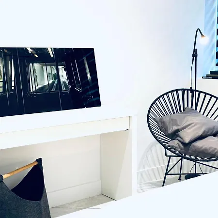Stylish Superior Bedroom In Kolonaki Athens