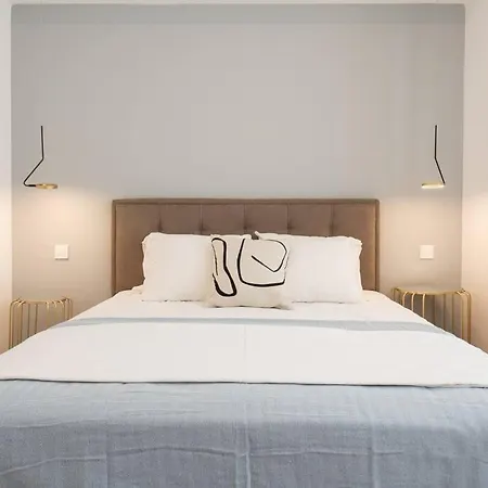 Prime Location Athens, Big Balcony Appartamento