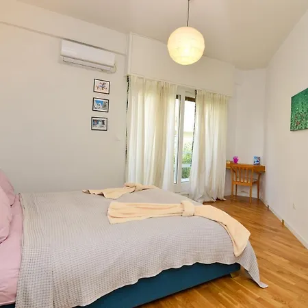 Acropolis Heart 2 Bdr With 2 Attached Bathrooms Next To The Site * Athens