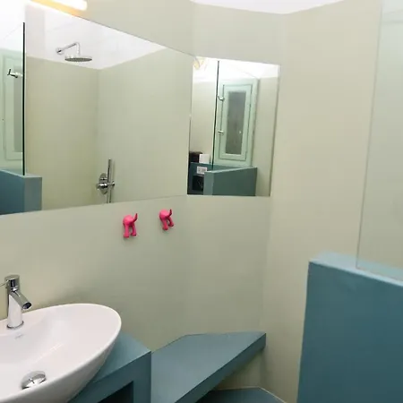Acropolis Heart 2 Bdr With 2 Attached Bathrooms Next To The Site Apartment *