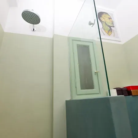 Apartment Acropolis Heart 2 Bdr With 2 Attached Bathrooms Next To The Site *