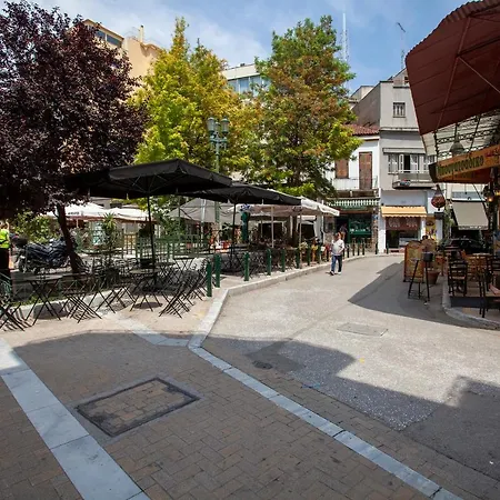 Luxury One Bedroom Aristophanes Daire