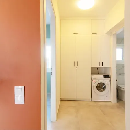 Stunning 2-bedrooms In The Heart Of